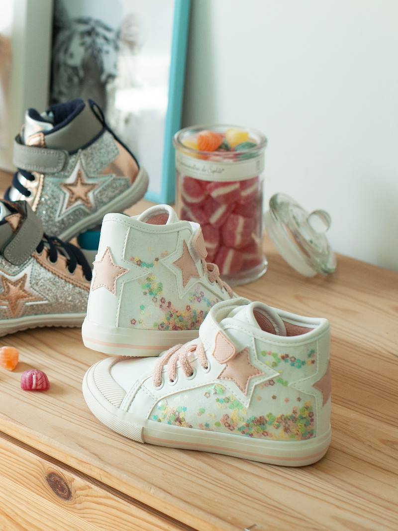 https://kids-avenue.com.ua/pages/gallery/2665/baskets-montantes-a-paillettes-fille-collection-maternelle (5).jpg